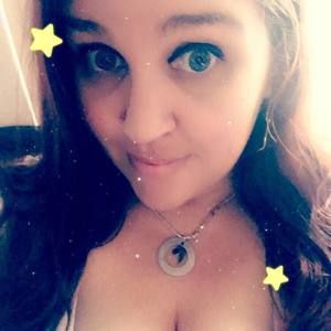 Meet your Posher, Tia